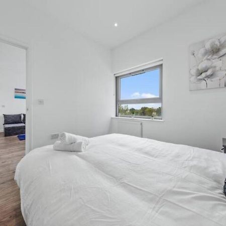 Delta 2 Bedroom Flat In London Dp102 Croydon Kültér fotó