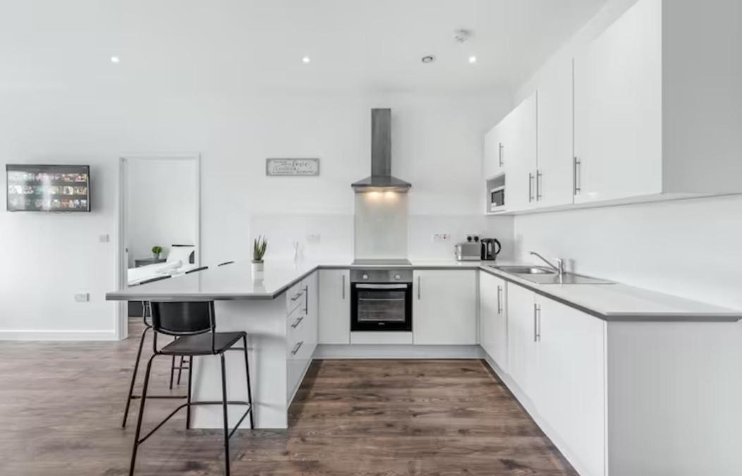 Delta 2 Bedroom Flat In London Dp102 Croydon Kültér fotó