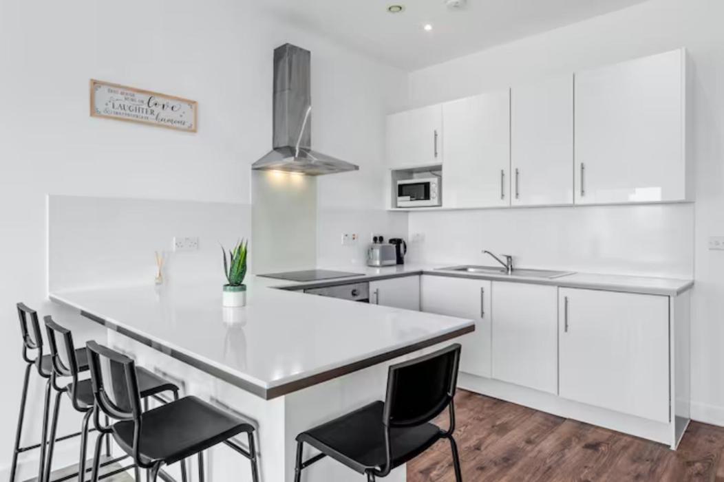 Delta 2 Bedroom Flat In London Dp102 Croydon Kültér fotó