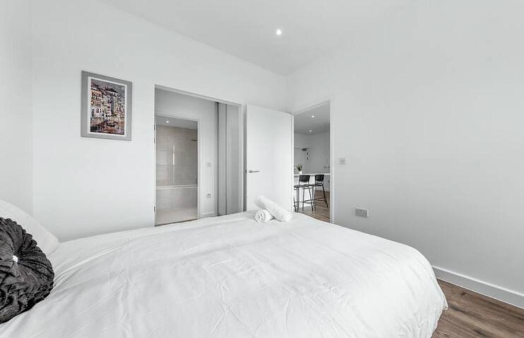 Delta 2 Bedroom Flat In London Dp102 Croydon Kültér fotó