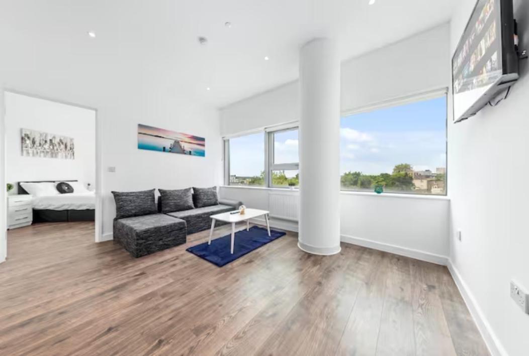 Delta 2 Bedroom Flat In London Dp102 Croydon Kültér fotó