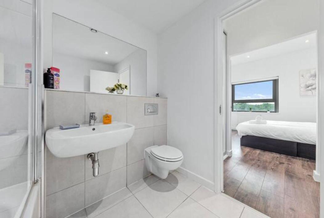 Delta 2 Bedroom Flat In London Dp102 Croydon Kültér fotó